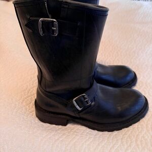 Rubber Arkansas Genuine Sheep Fur Lined Engineer Boot